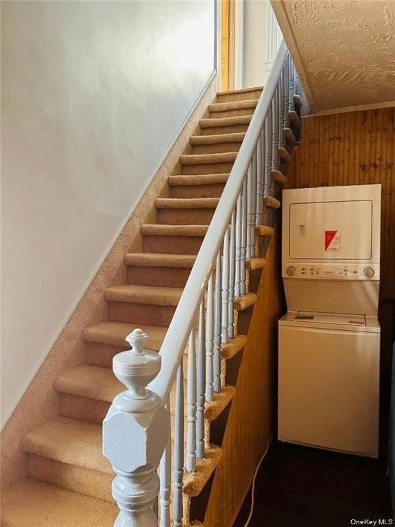12 Parry Ave #2 - Photo 2 of 9