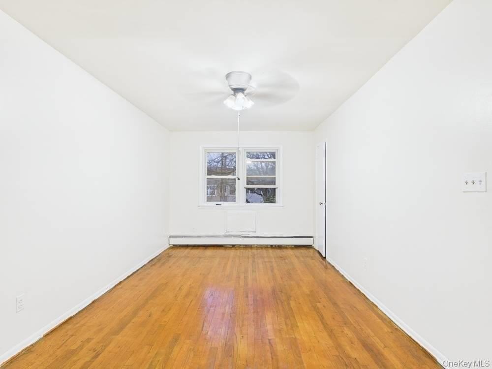 10124 78th St - Photo 2 of 11