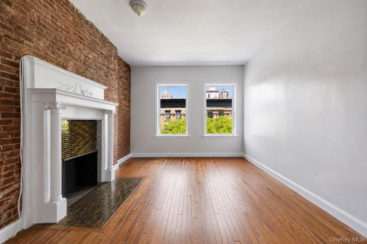 46 W 87th St #4A - Photo 2 of 10