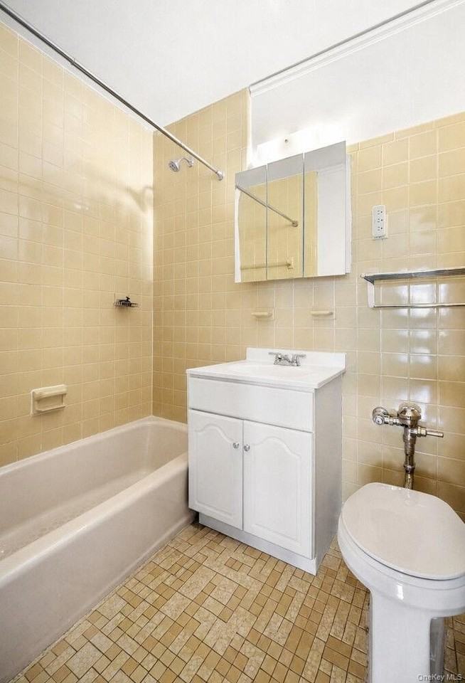 46 W 87th St #4A - Photo 7 of 10