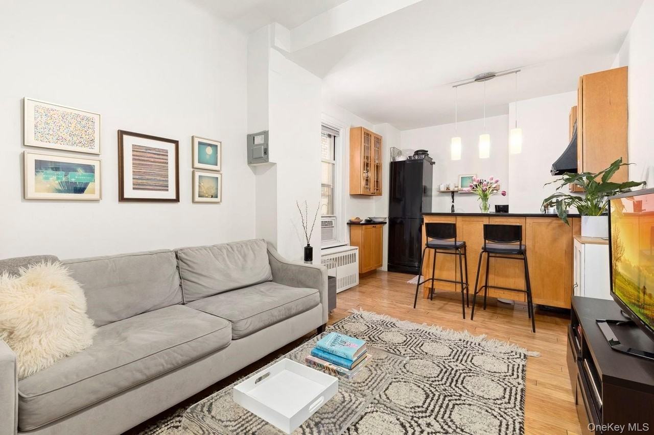 66 Madison Ave #10L