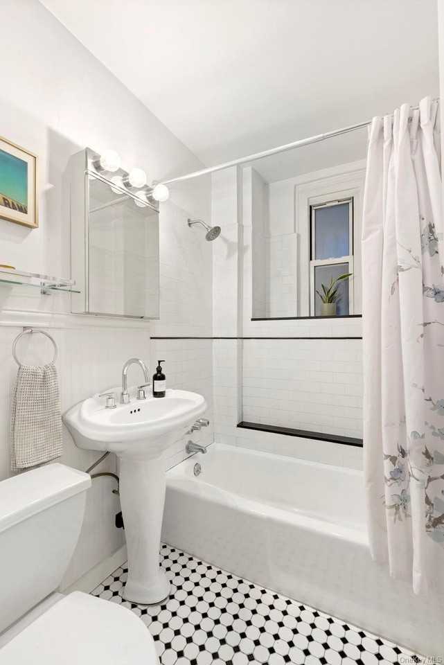 66 Madison Ave #10L - Photo 5 of 5