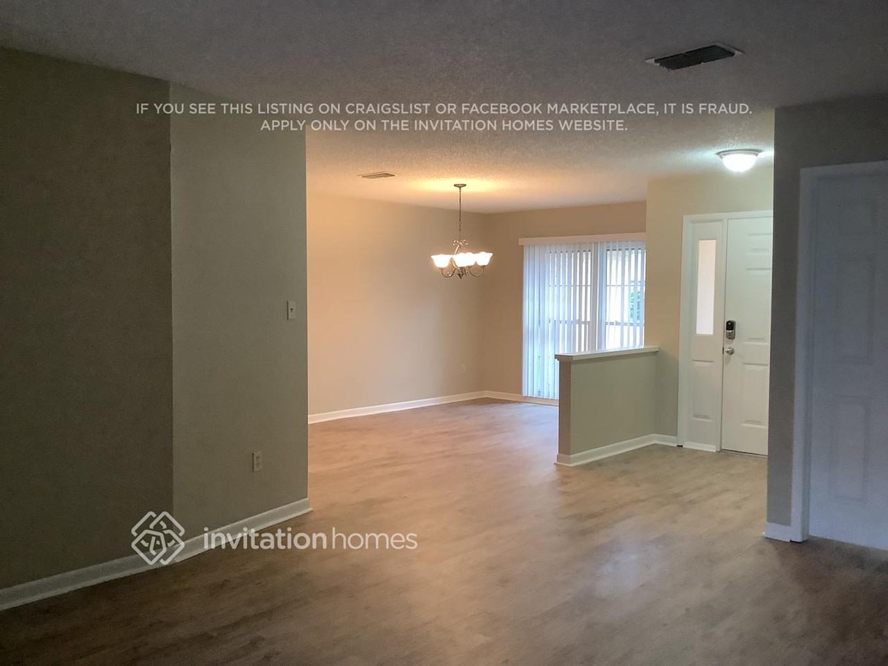 1226 Lornewood Dr - Photo 3 of 19