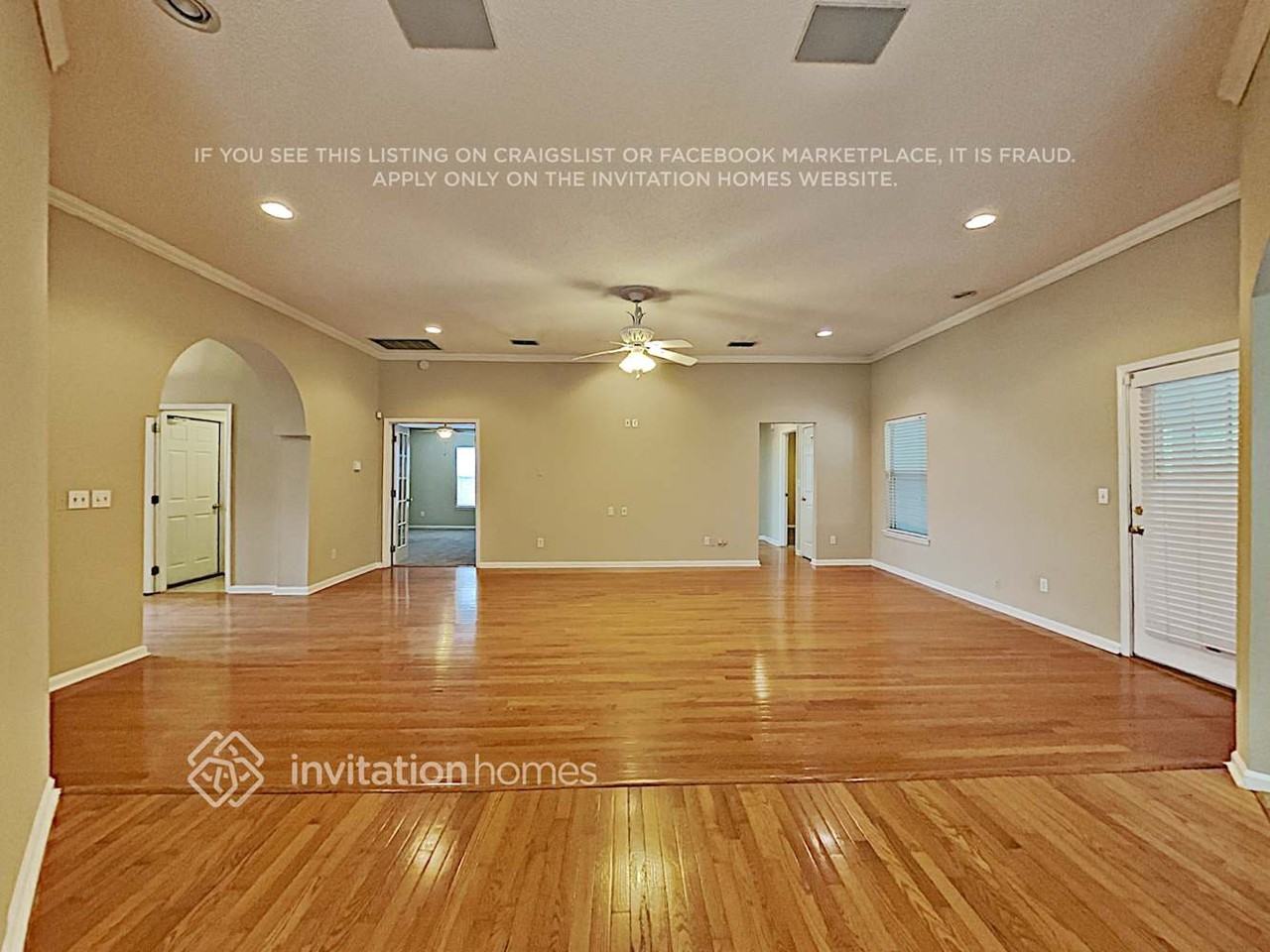 10769 Las Colinas Way - Photo 3 of 14