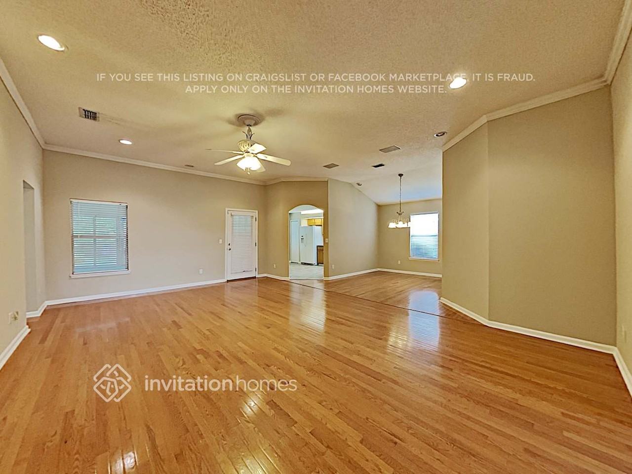 10769 Las Colinas Way - Photo 4 of 14
