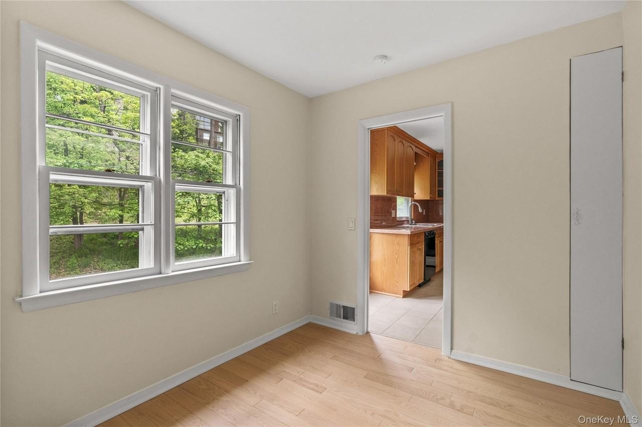 102 Broadway - Photo 6 of 13