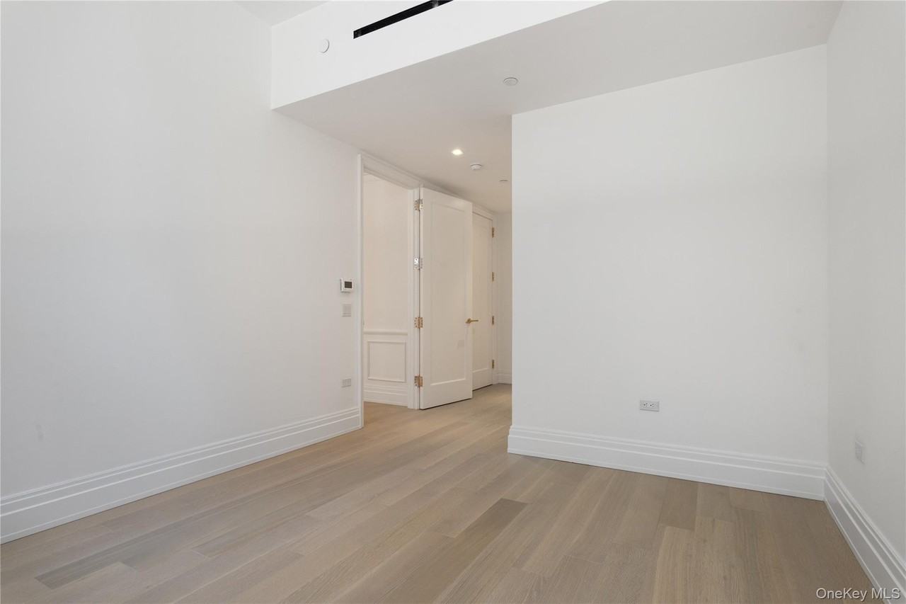 108 Leonard St #12R - Photo 7 of 20