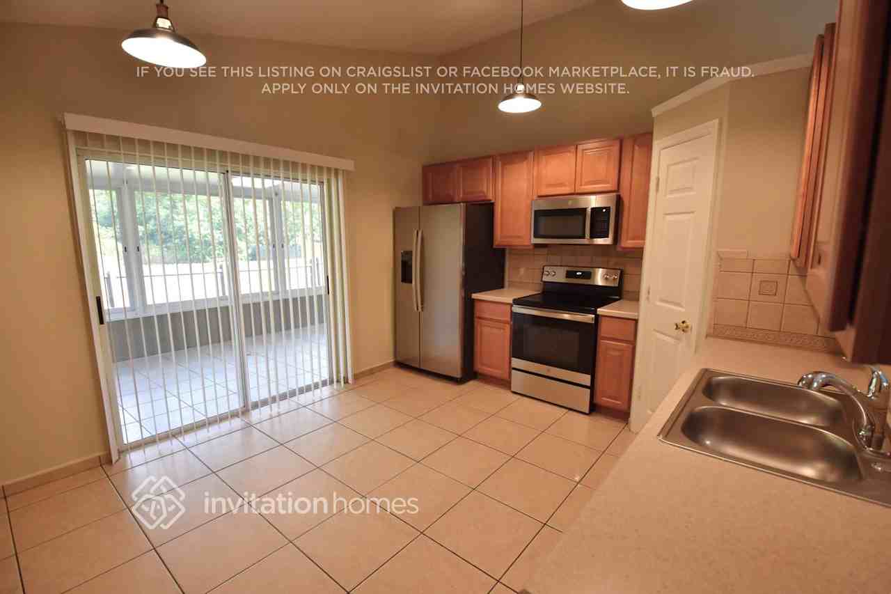 6951 Kelcher Ct - Photo 3 of 8