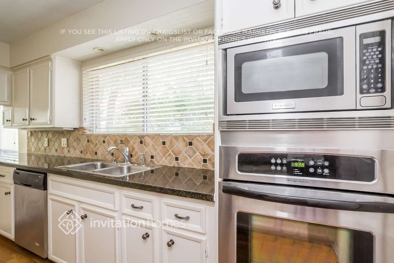 17502 Sorrel Ridge Dr - Photo 5 of 21