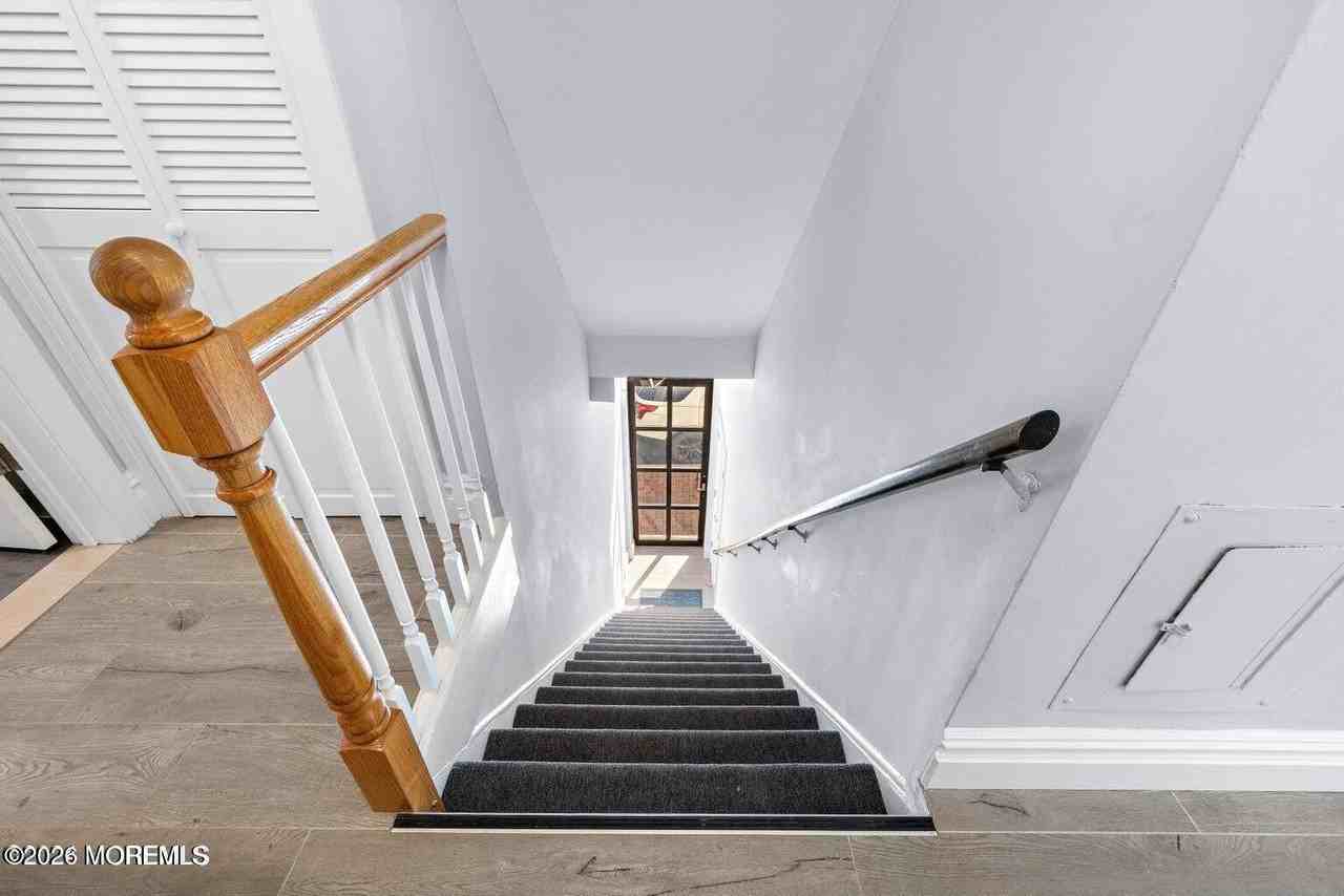 160 Monmouth St #2 - Photo 3 of 27