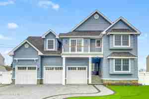 featured image of 18 Culebra Ave