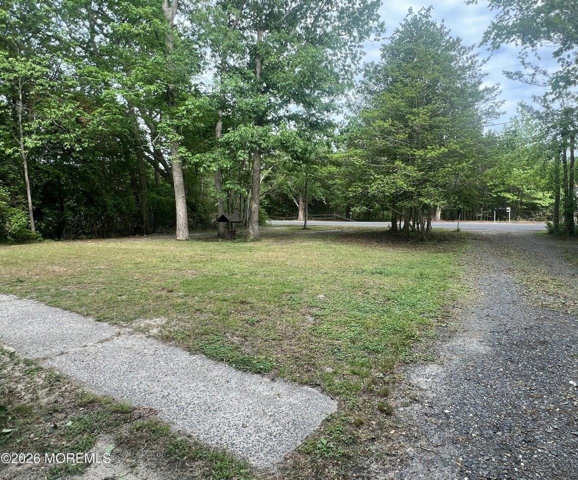 125 Lower Shore Rd - Photo 5 of 48