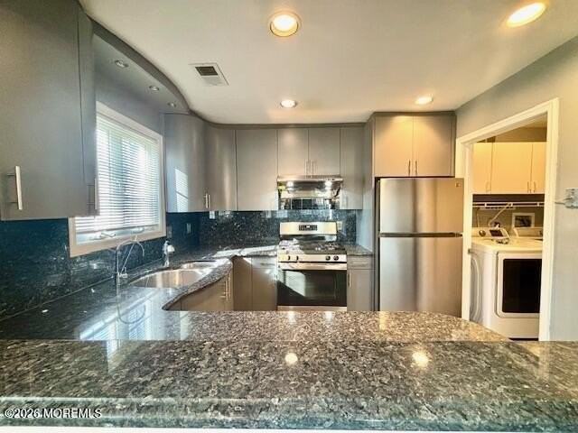 116 Wellington Ct - Photo 7 of 19