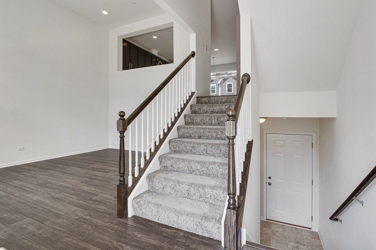 2923 Madison Dr - Photo 4 of 30