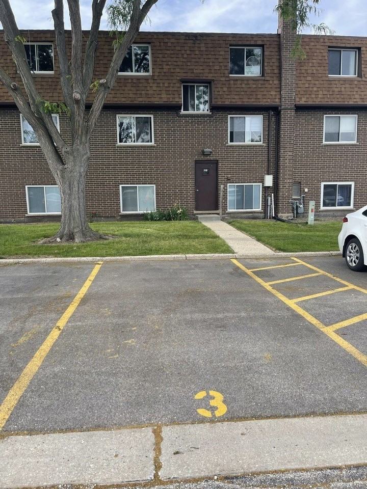 118 Boardwalk St #2E - Photo 2 of 7