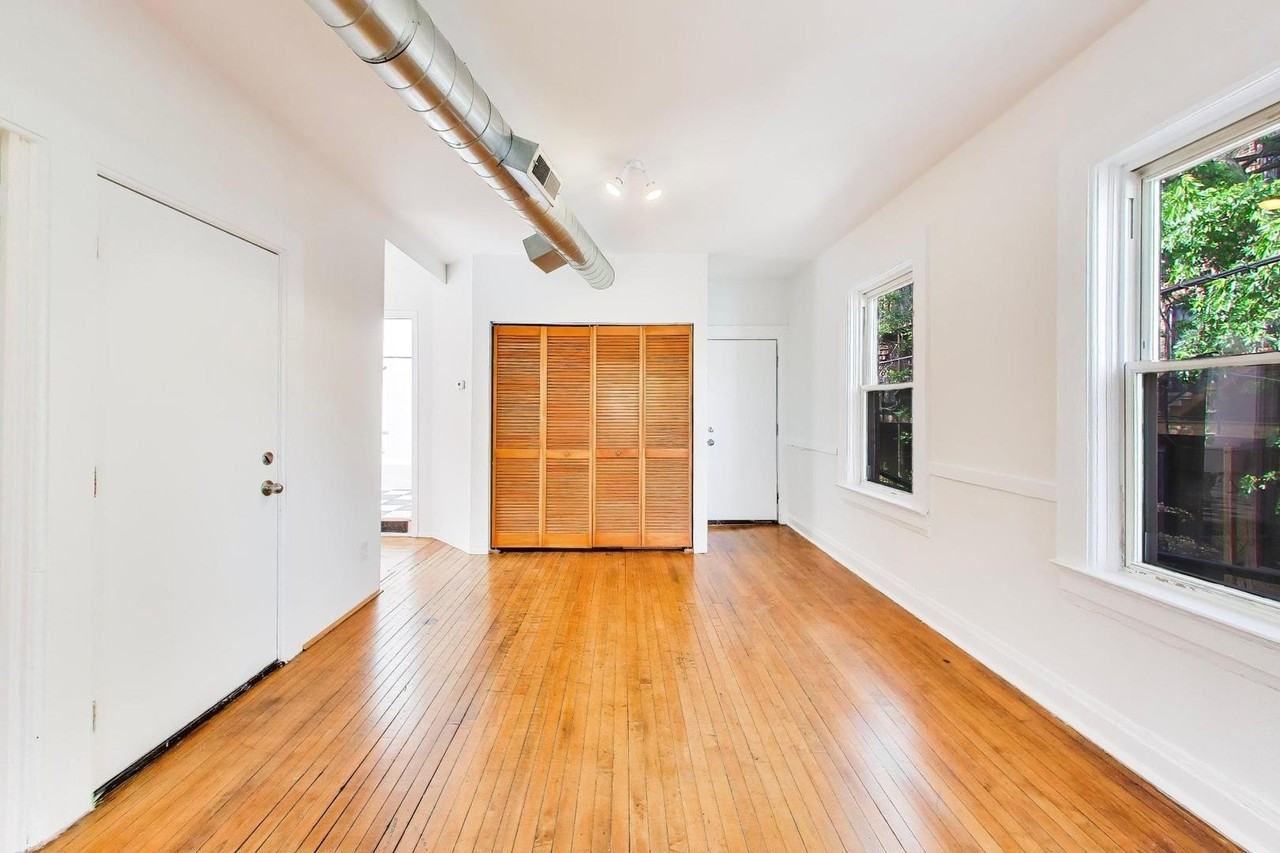 812 W 19th St #2F - Photo 6 of 19
