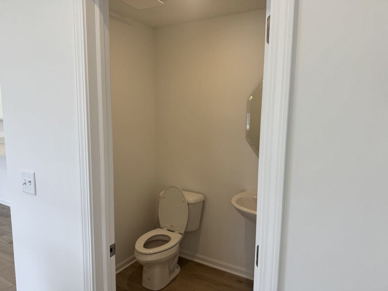 14945 S Mccarthy Cir - Photo 4 of 25