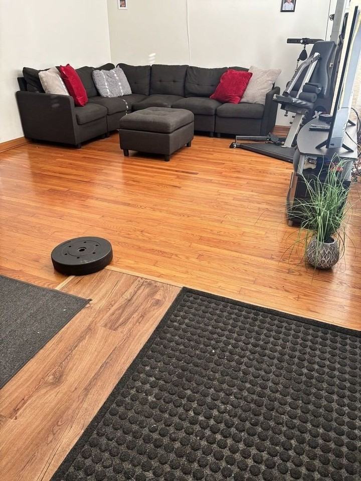 557 E Division St #2 - Photo 5 of 8