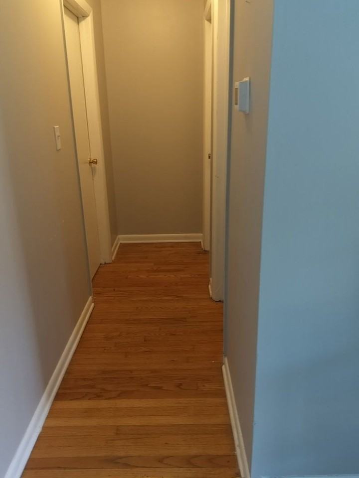 557 E Division St #3 - Photo 3 of 7