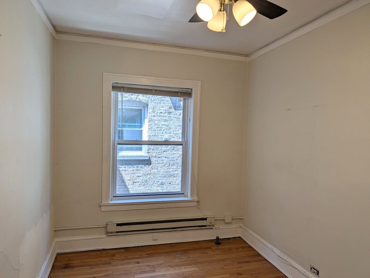325 N Kedzie Ave #805-3 - Photo 4 of 8