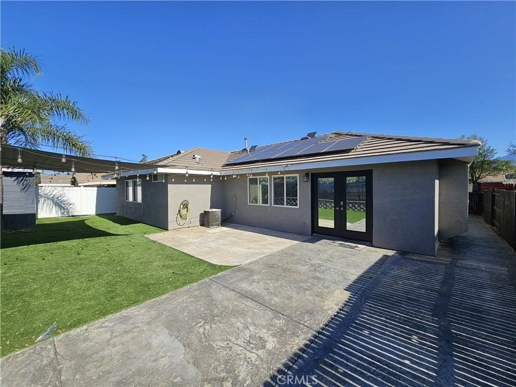 525 Cedar View Dr - Photo 3 of 15