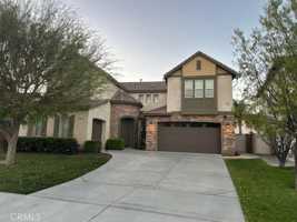 featured image of 32030 Woodside Ct