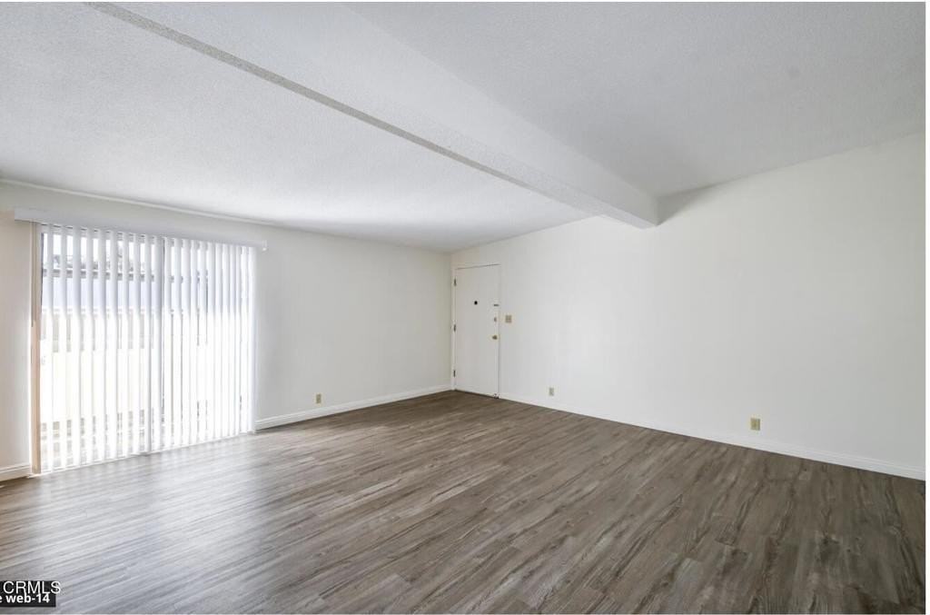 2707 Montrose Ave #10 - Photo 4 of 15
