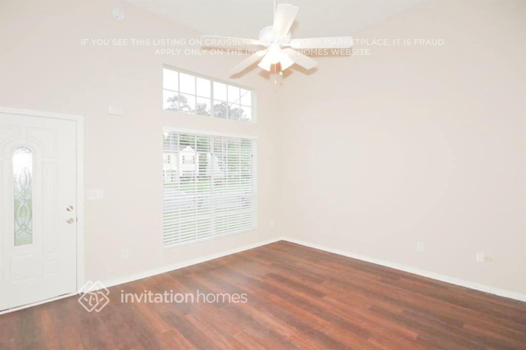 4061 Citron Ct - Photo 2 of 15