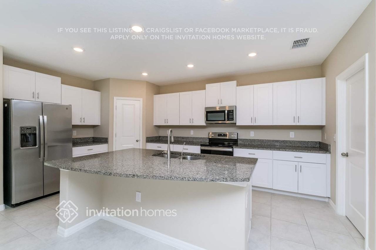 11217 Riley Pines Cir - Photo 7 of 18