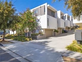 121 E Walnut Ave - Photo 1 of 1