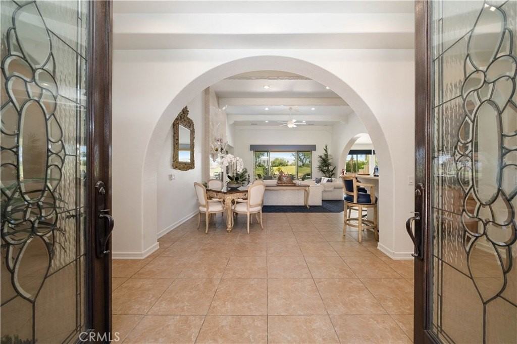 138 Royal Saint Georges Way - Photo 4 of 50