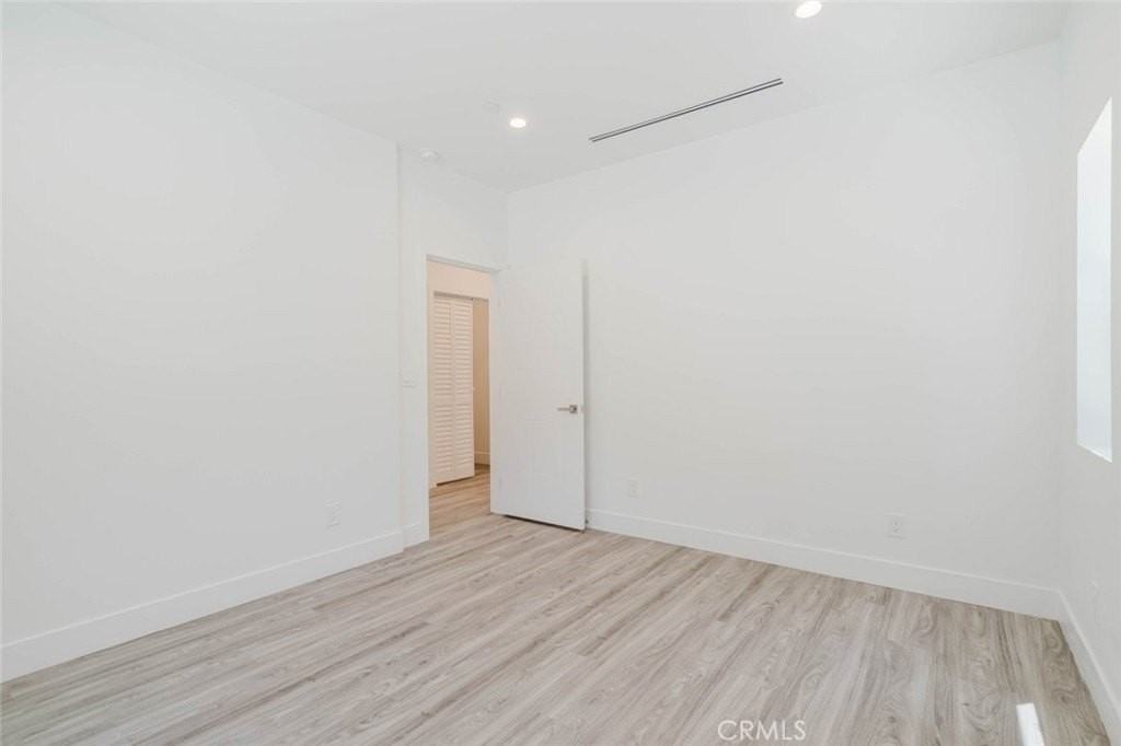 17846 Rinaldi St - Photo 7 of 33
