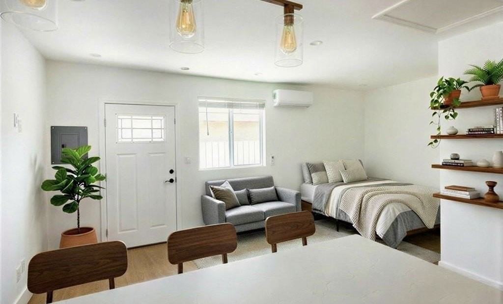 8961 Etiwanda Ave - Photo 3 of 8