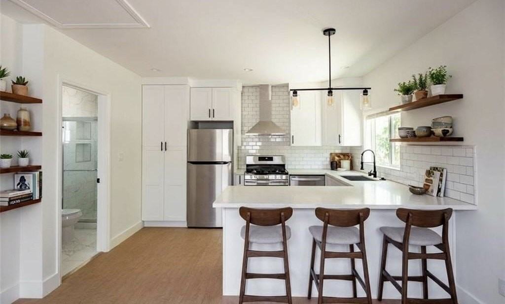 8961 Etiwanda Ave - Photo 6 of 8