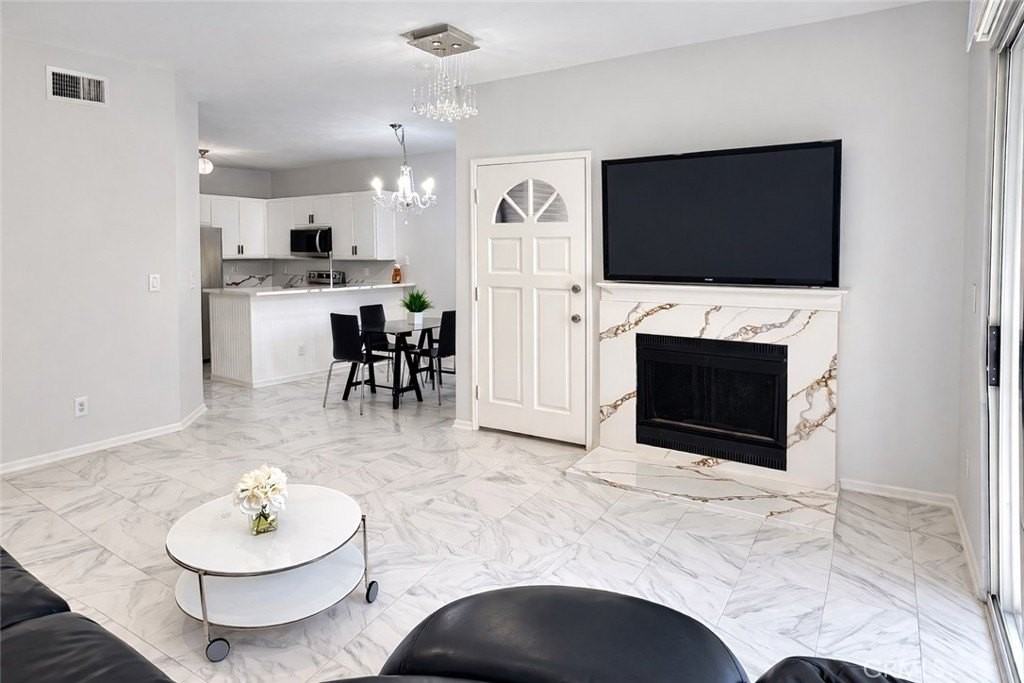 2456 Pleasant Way #A - Photo 5 of 23