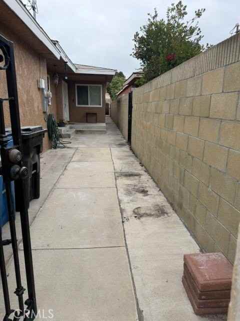 4431 W 162nd St - Photo 3 of 25