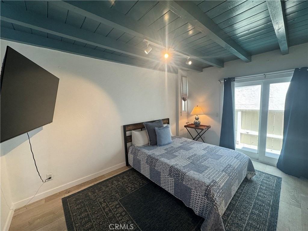 1398 Seacoast Dr #D - Photo 5 of 37