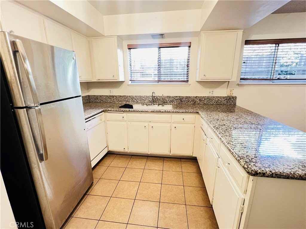 471 W Duarte Rd #110 - Photo 6 of 22