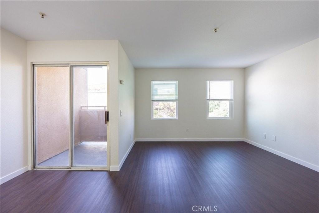 321 S Occidental Blvd #104 - Photo 2 of 15