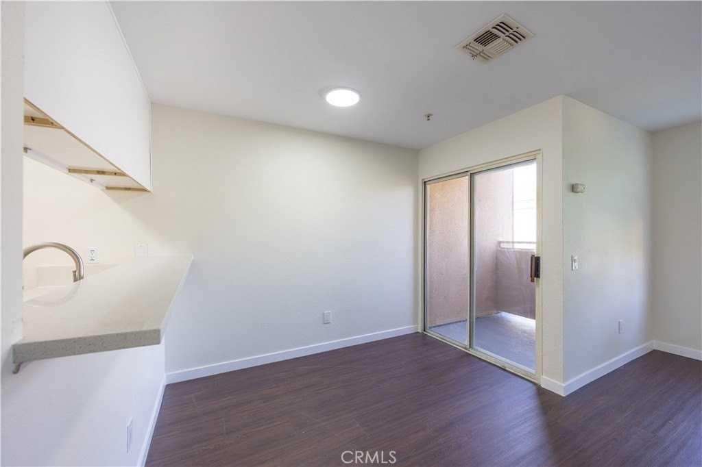 321 S Occidental Blvd #104 - Photo 3 of 15