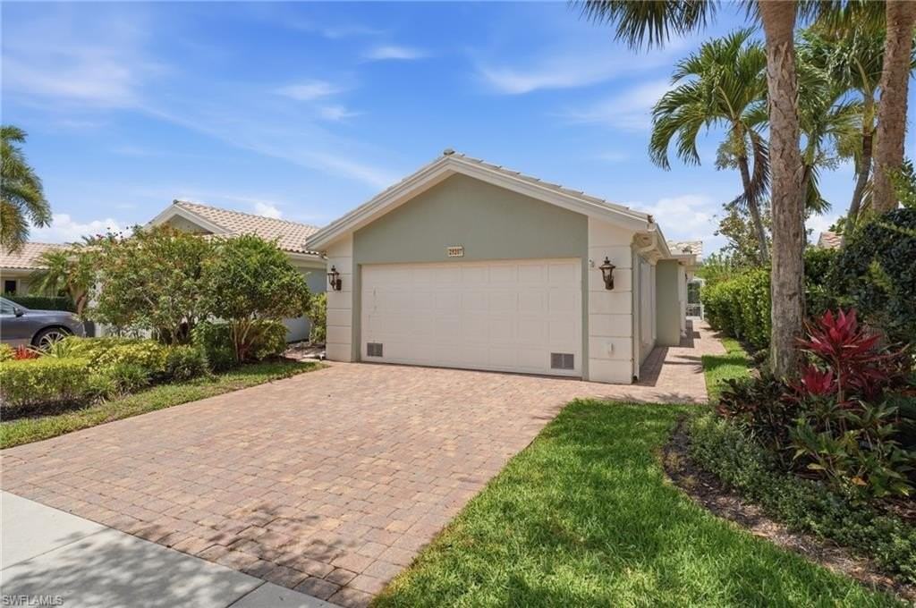 28207 Islet Trl - Photo 2 of 26