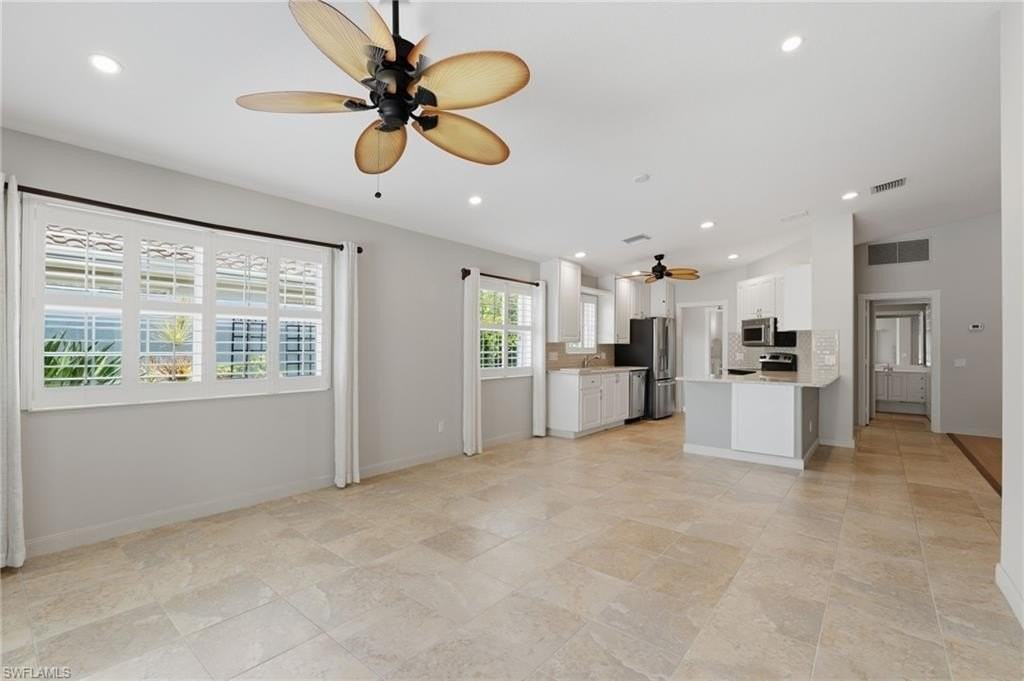 28207 Islet Trl - Photo 5 of 26