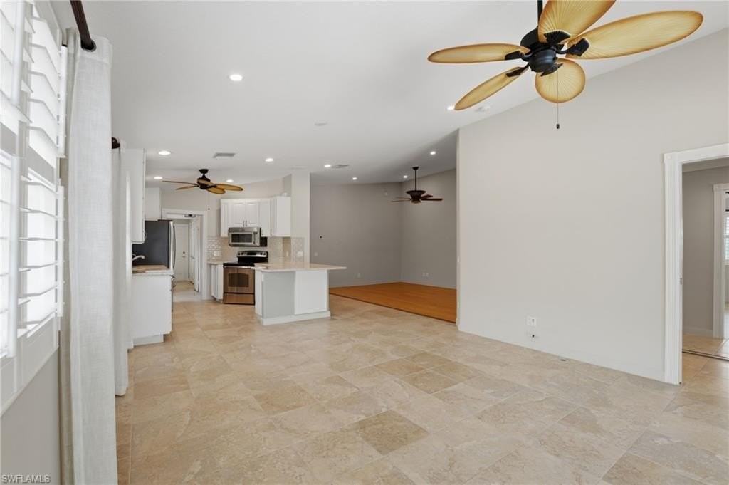 28207 Islet Trl - Photo 6 of 26