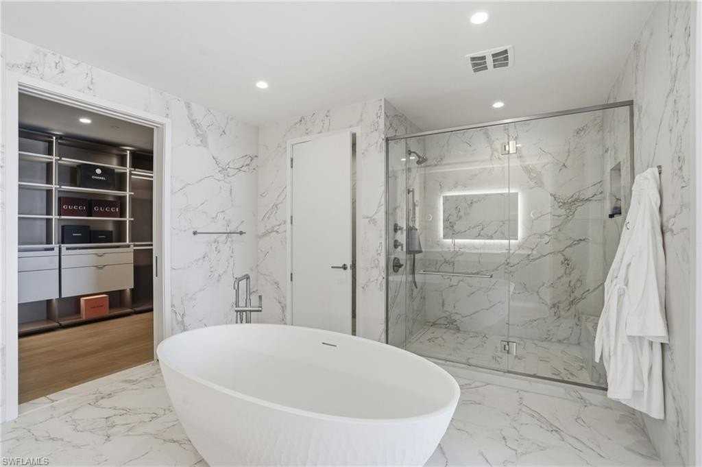 5100 Seagrass Blvd #201 - Photo 7 of 48