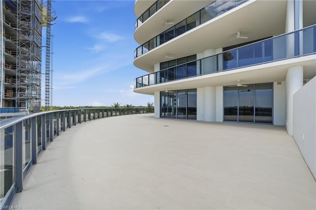 5100 Seagrass Blvd #201 - Photo 3 of 48