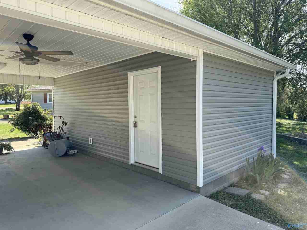 30222 Fort Hampton St - Photo 4 of 11