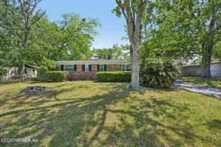 8032 Lourdes Dr S - Photo 1 of 1