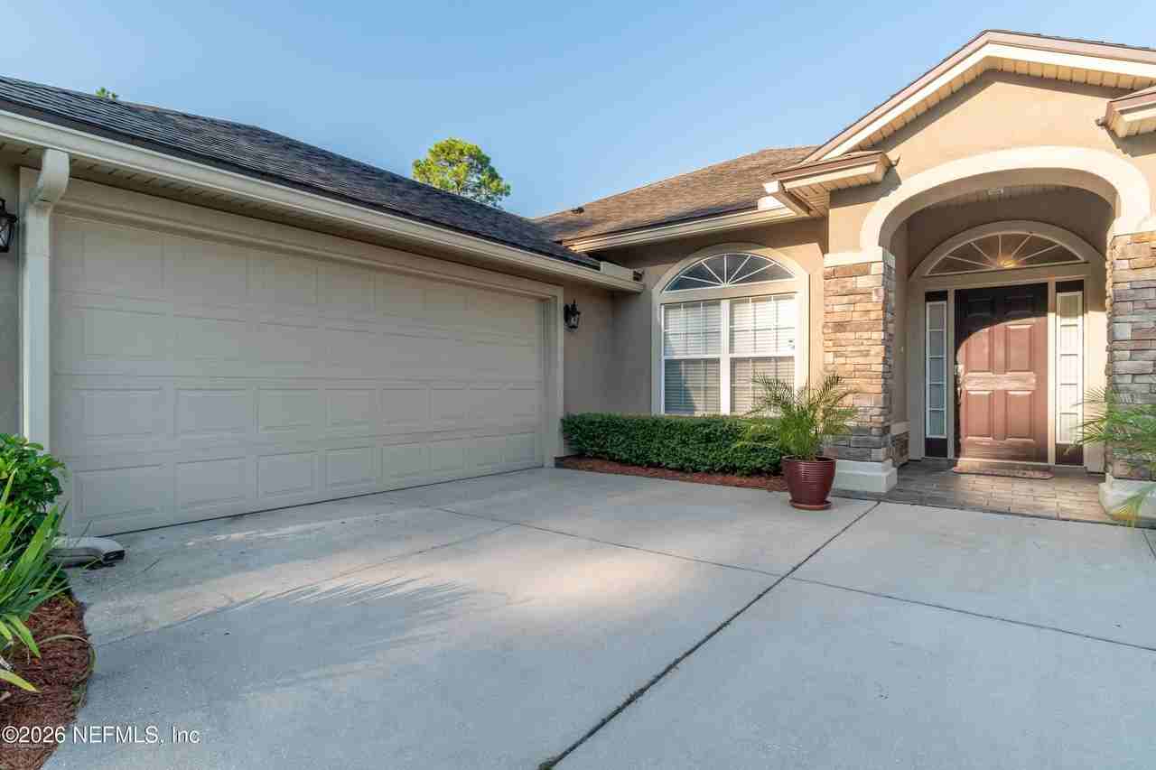 153 Sanwick Dr - Photo 2 of 26