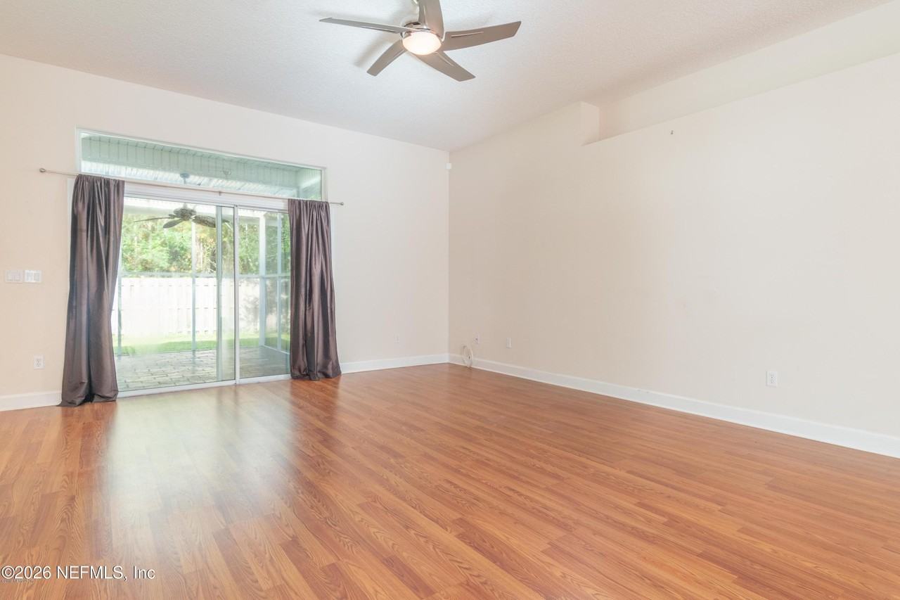 153 Sanwick Dr - Photo 5 of 26