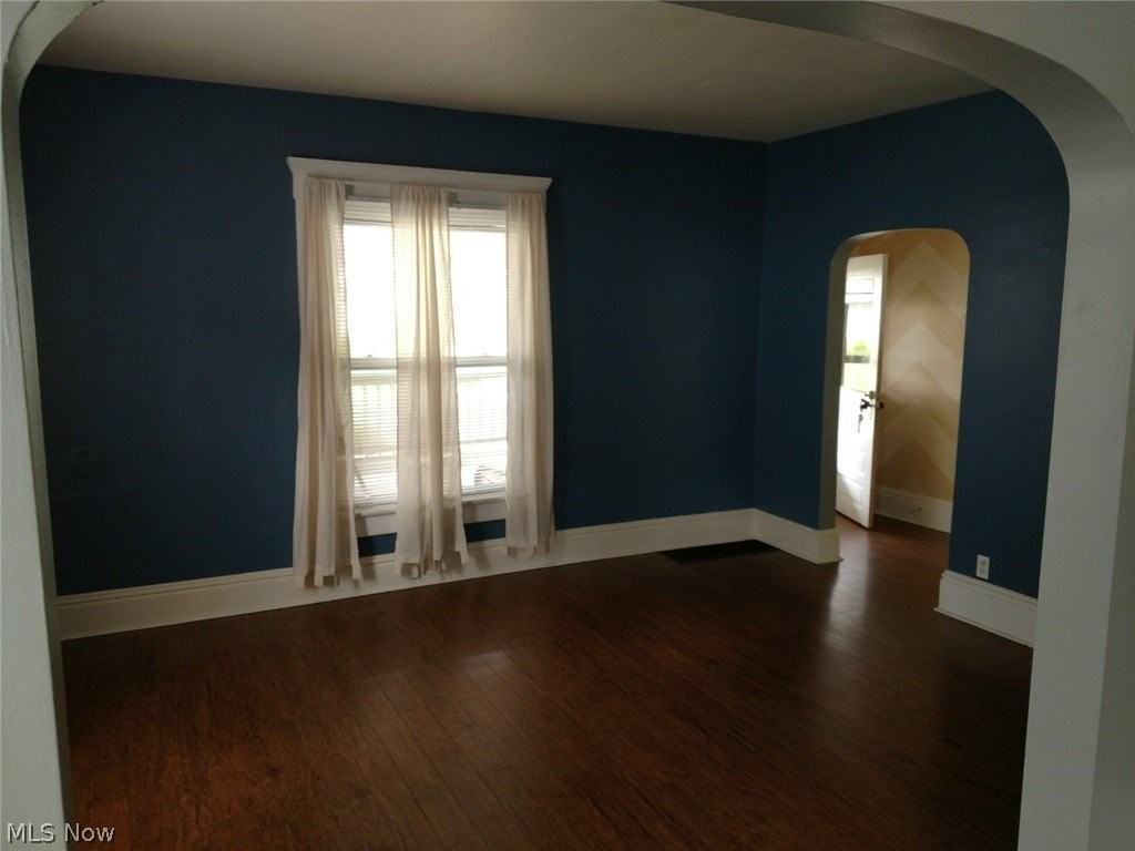 1522 Campbell St #2 - Photo 4 of 22